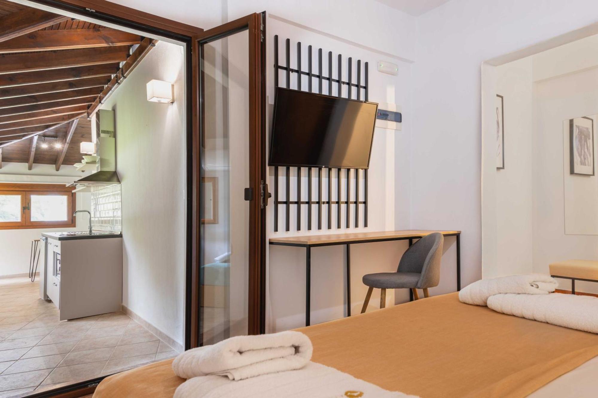 Komitsa Luxury Apartments Néa Róda Rom bilde