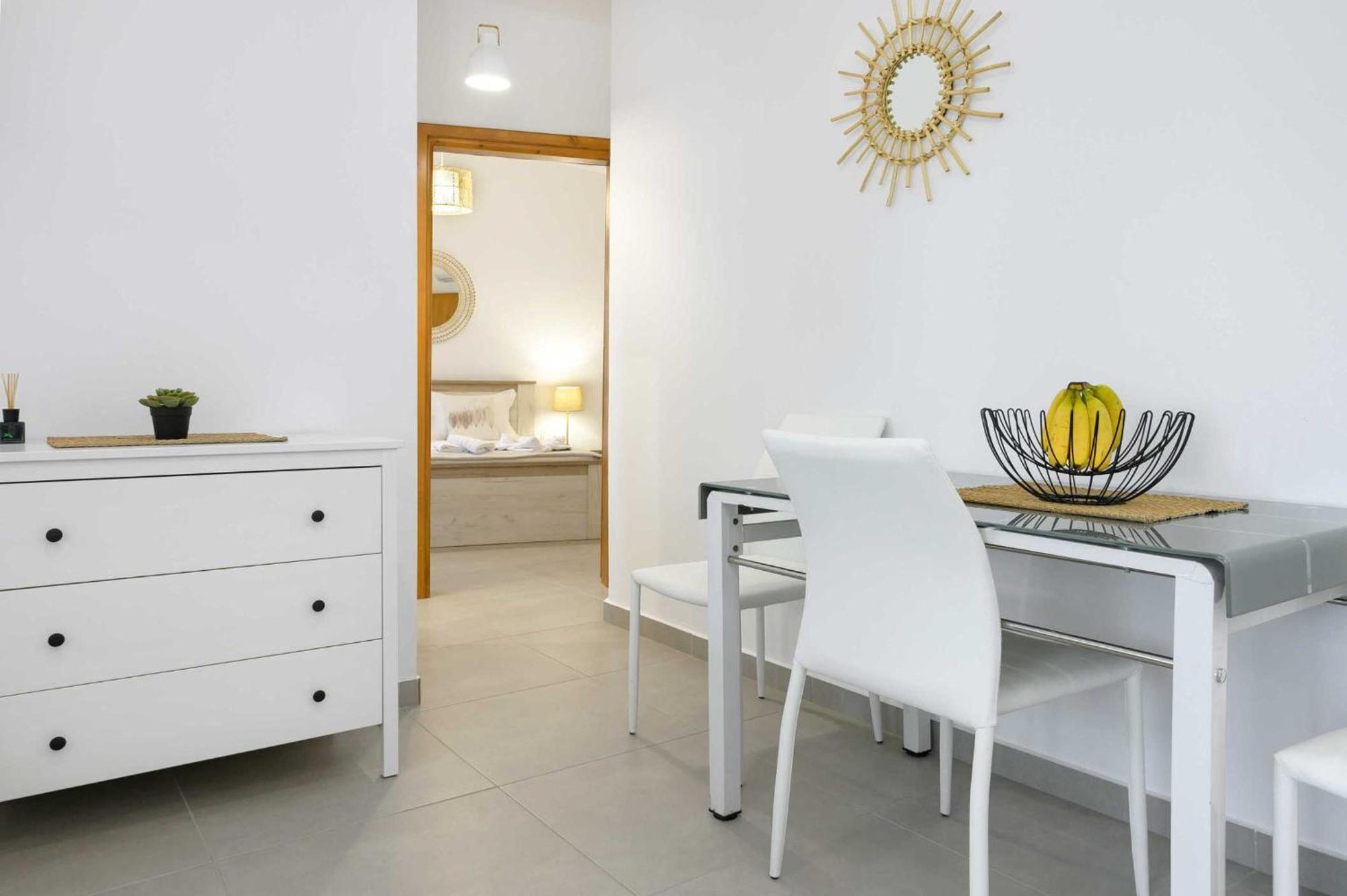 Komitsa Luxury Apartments Néa Róda Rom bilde